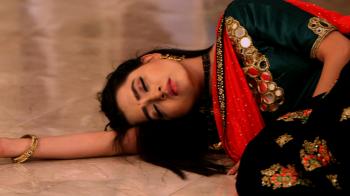 jiocinema - Kahini gets unconscious