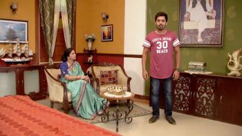 jiocinema - Aaisaheb confronts Ranjith