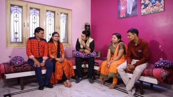 jiocinema - Sonal takes on Nidhi in Jamnagar!