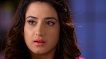 jiocinema - Rohini thinks Sanaya is missing
