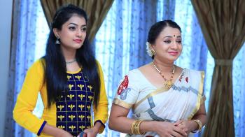 jiocinema - Devaki introduces her daughter