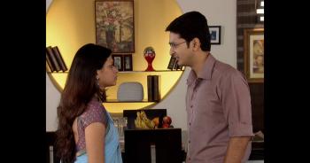 jiocinema - Aarav throws Ankita out of the house