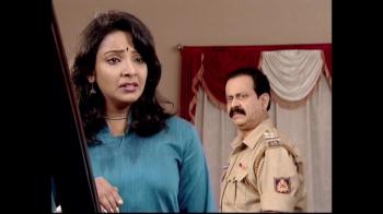jiocinema - Parinitha shares her concern with Sudarshan Nayak