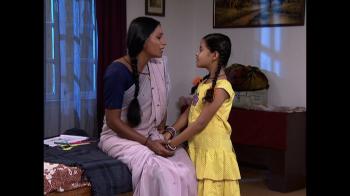 jiocinema - Girish decides to send Ishvari to school