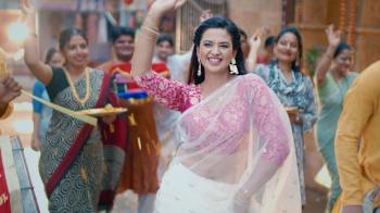 jiocinema - Dhanak celebrates Raghu's marriage!