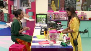 jiocinema - Priyanka bullies Deepika!