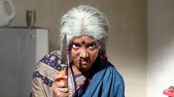 jiocinema - Kanchana hurls a knife at Ajay