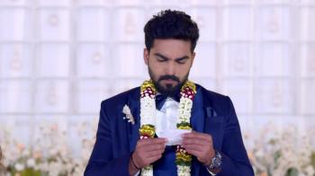 jiocinema - Rajeev reads Yugandar's note