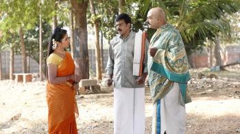 jiocinema - Charitra confronts Deekshitha