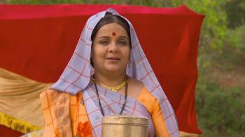jiocinema - Chandulal's wife visits Balu