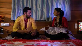 jiocinema - Raashi asks Shubh to accompany her