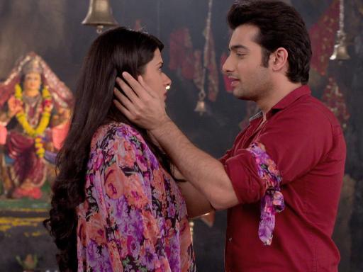 Watch Kasam Tere Pyaar Ki Season 1 Full Episode 240 06 Feb 2017 Online For Free On Jiocinema Com Kasam tere pyaar ki (swear by your love) is an indian hindi romantic television series that aired initially at 10pm and then at10:30pm and was later shifted to 6pm from 7 march 2016 to 27 july 2018 on colors tv. kasam tere pyaar ki 06 feb 2017