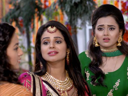 Watch Swaragini Season 1 Full Episode 441 02 Nov 2016 Online For Free On Jiocinema Com Catch high quality streaming of swaragini serial season 1 full episodes, videos, highlights, and best moments on mx player. swaragini 02 nov 2016