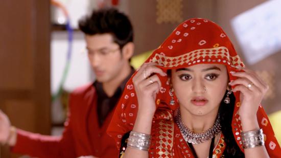 Watch Swaragini Season 1 Full Episode 454 22 Nov 2016 Online For Free On Jiocinema Com Watch all seasons episodes of colors hindi tv serial swaragini online. swaragini season 1 full episode 454